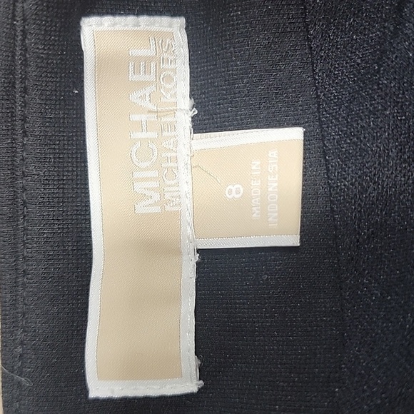 Michael Kors Size 8 Black Pencil Skirt Stretchy, Exposed Zipper Exc. Cond. - Picture 8 of 9